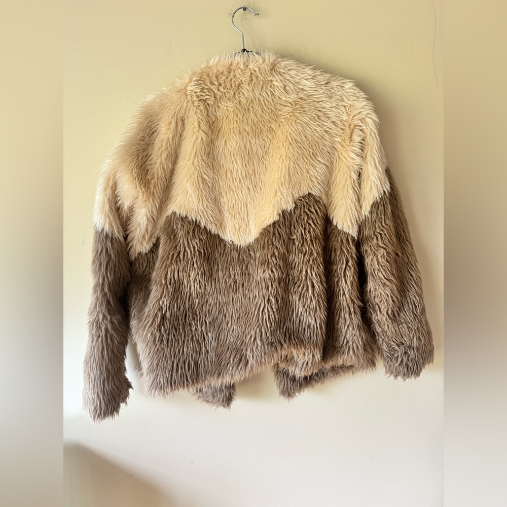 Fabulous  Cream and Brown Teddy Jacket - Picture 3 of 3